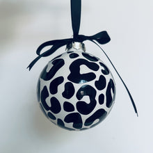 Load image into Gallery viewer, Green Leopard Print Bauble
